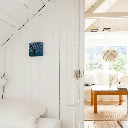 Close To Beach, Forest And Bike Trails Grenaa