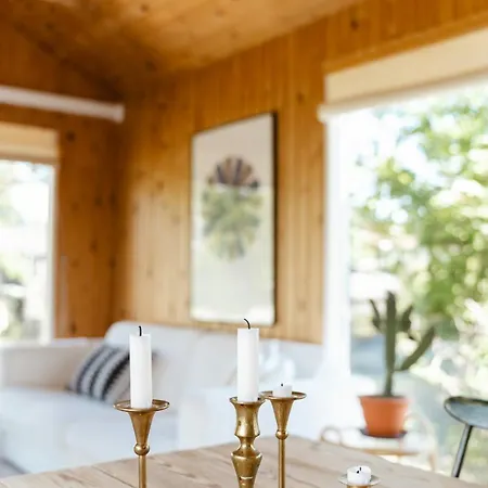 Close To Beach, Forest And Bike Trails Semesterbostad