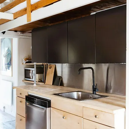 Close To Beach, Forest And Bike Trails