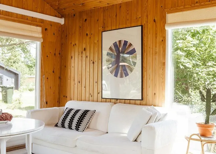 Close To Beach, Forest And Bike Trails Grenå