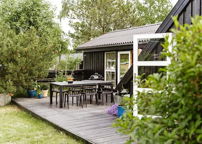 Close To Beach, Forest And Bike Trails Dom wakacyjny Grenå